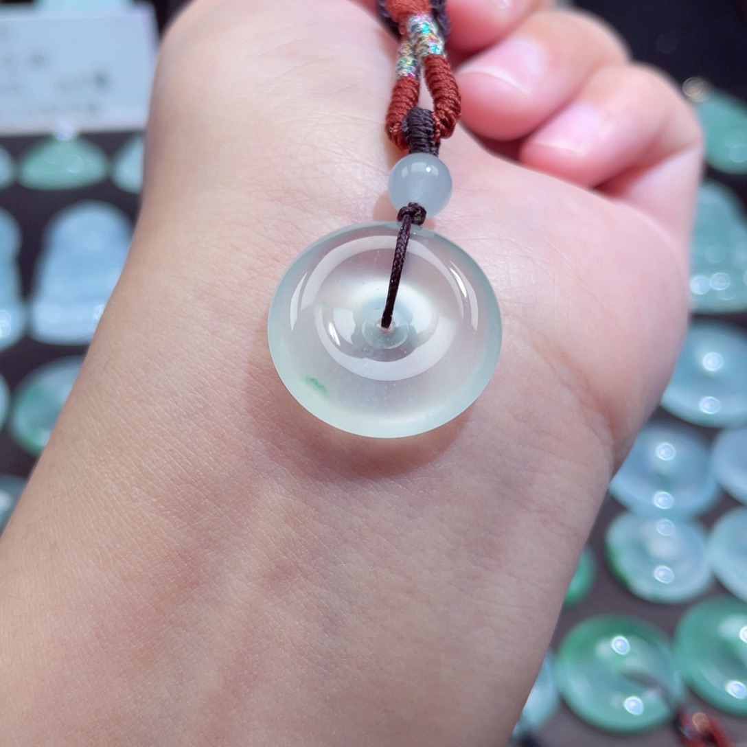 颈饰未镶嵌翡翠扣子