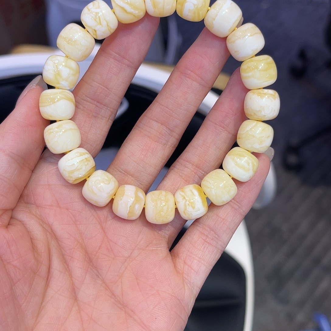 琥珀手链未镶嵌牛*丸蜜蜡手串