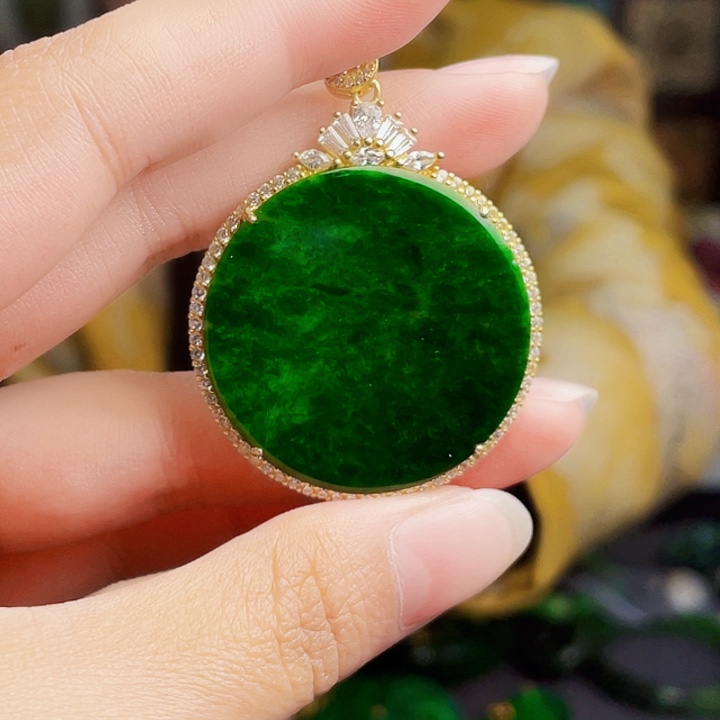 翡翠银S925镶嵌颈饰多样性