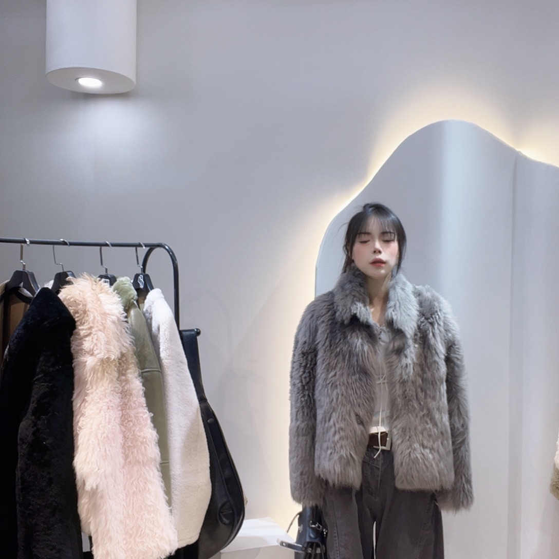 真皮皮毛一体外套222-3367/110斤内