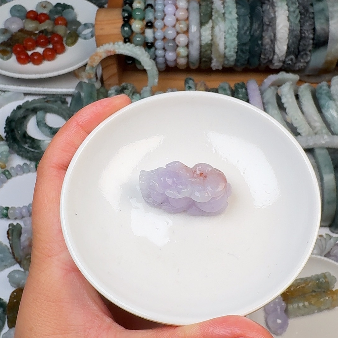 定制翡翠未镶嵌貔貅