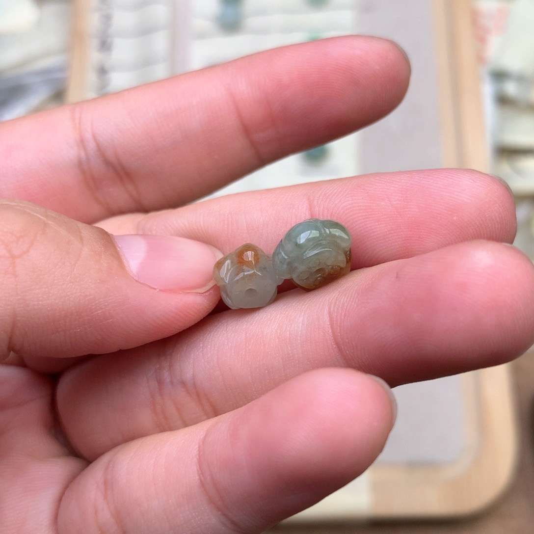 【闪购商品】未镶嵌挂件翡翠?****妹一