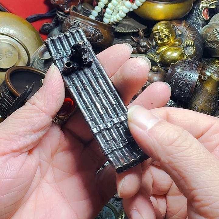 铜器摆件收收藏藏