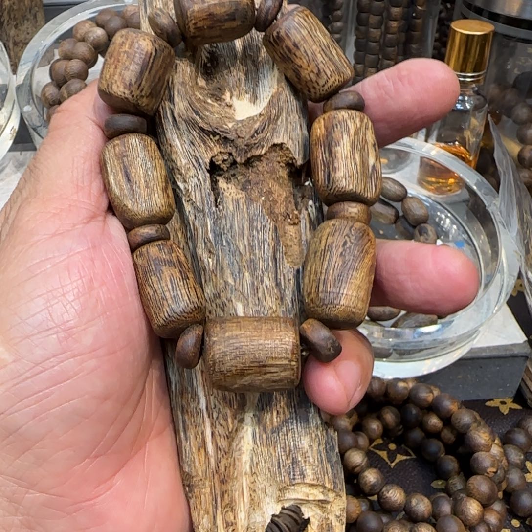 沉香沉香碎屑T****111111111111111