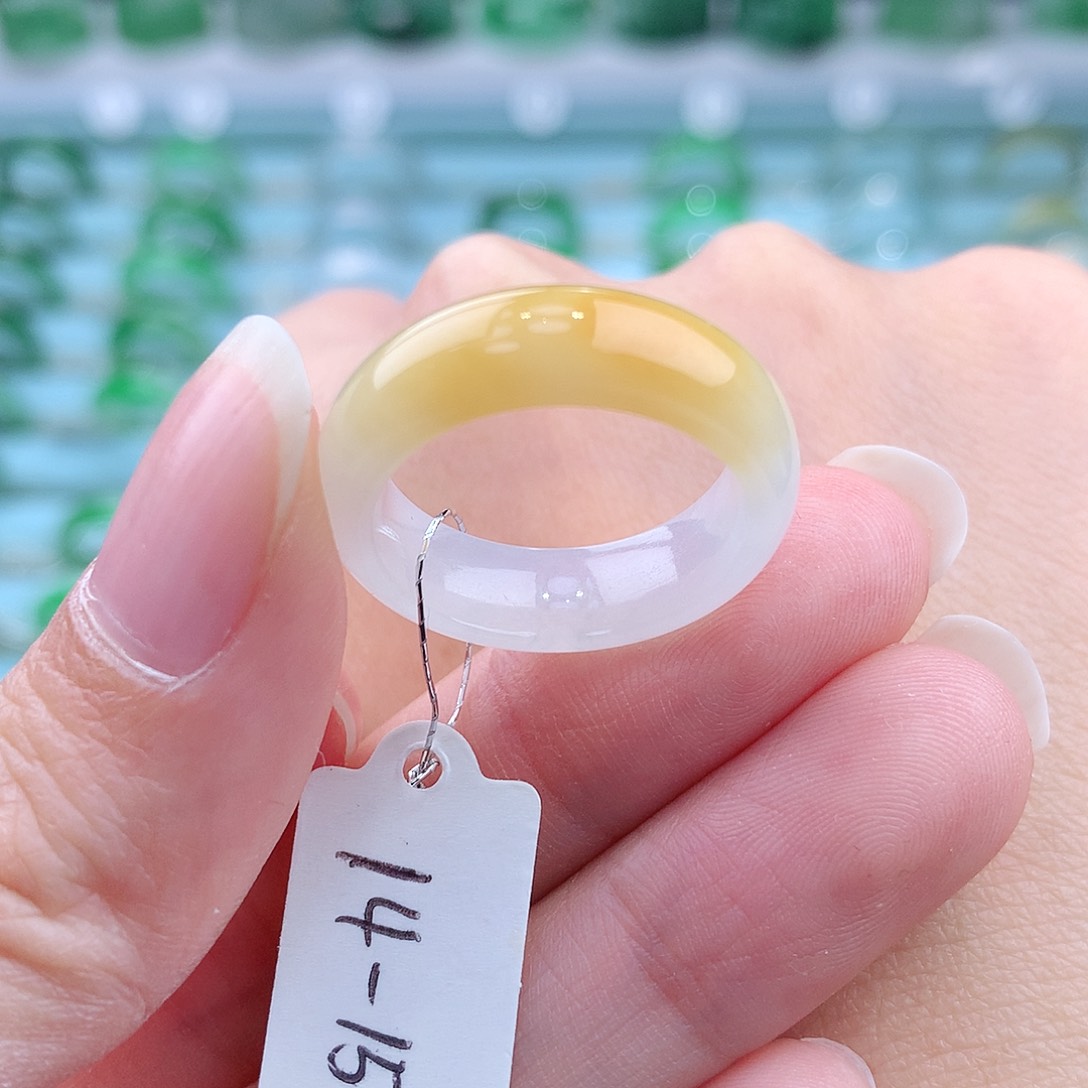 翡翠戒指未镶嵌缅甸翡翠A货