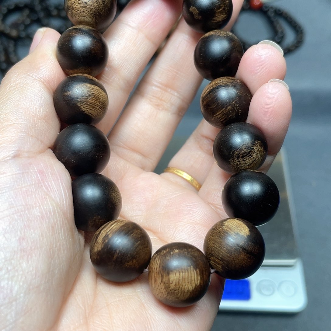 手串沉香木白棋瘤疤1.5