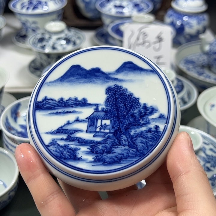 柴窑国画山水盖置
