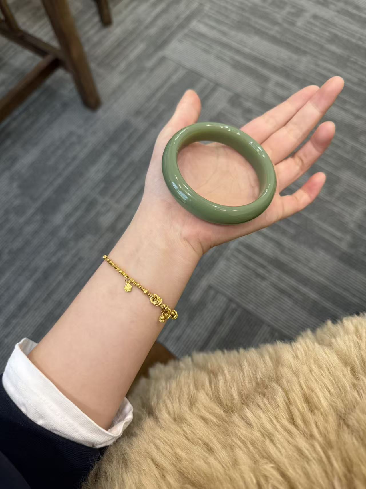 且末蓝宽胎高货手镯9