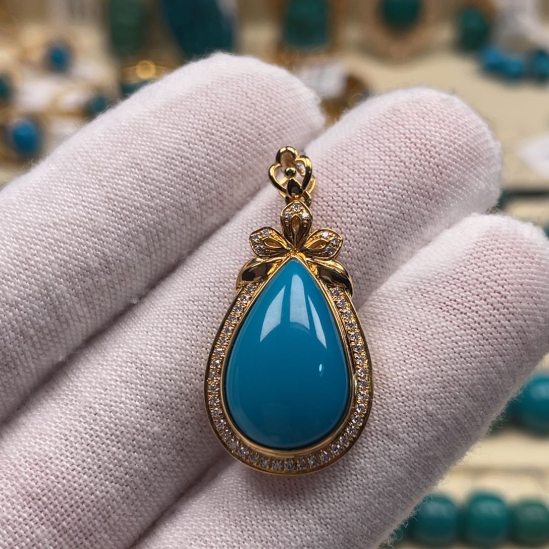 18K金镶嵌绿松石珠宝奇石