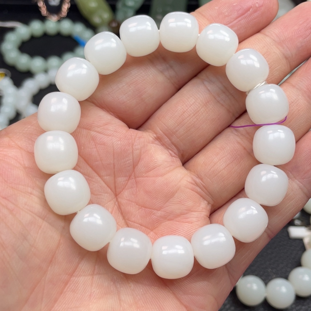 和田玉未镶嵌手链