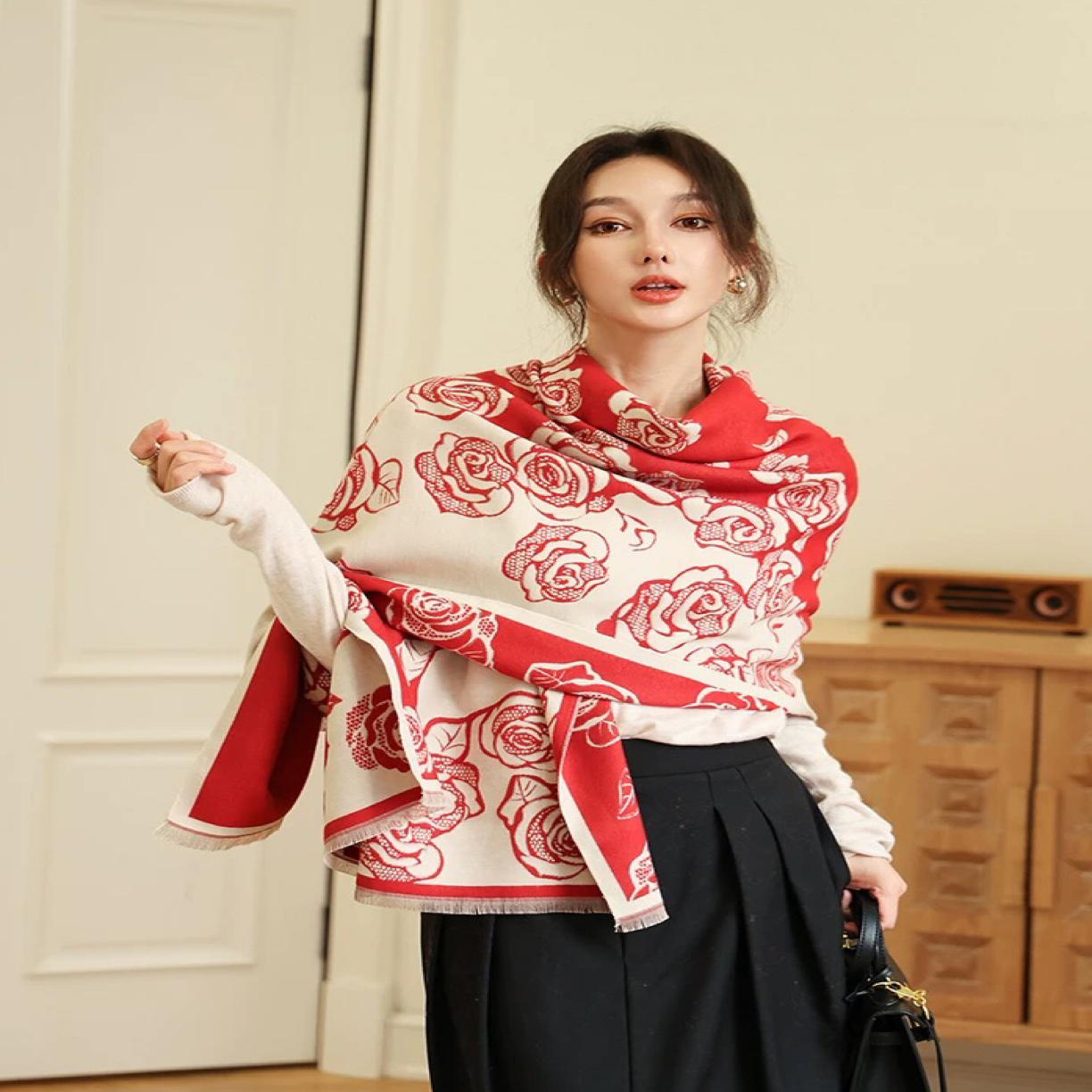 《玫瑰花语》秋冬新款双面加厚羊绒围巾女防风保暖百搭围脖披肩
