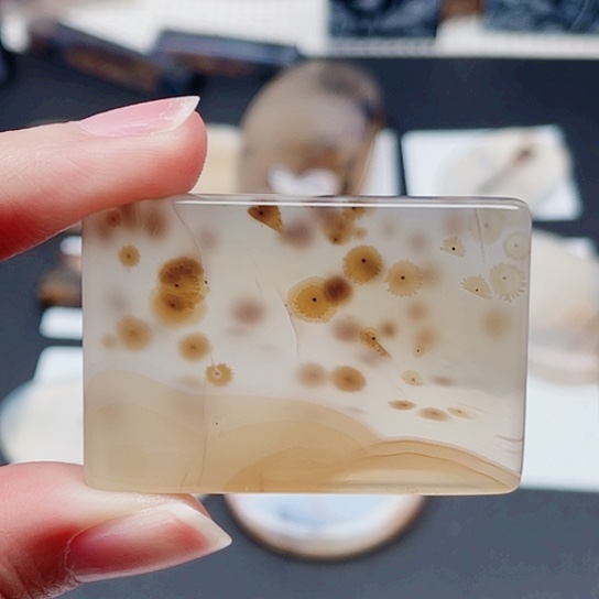 玛瑙/玉髓珠宝奇石未镶嵌