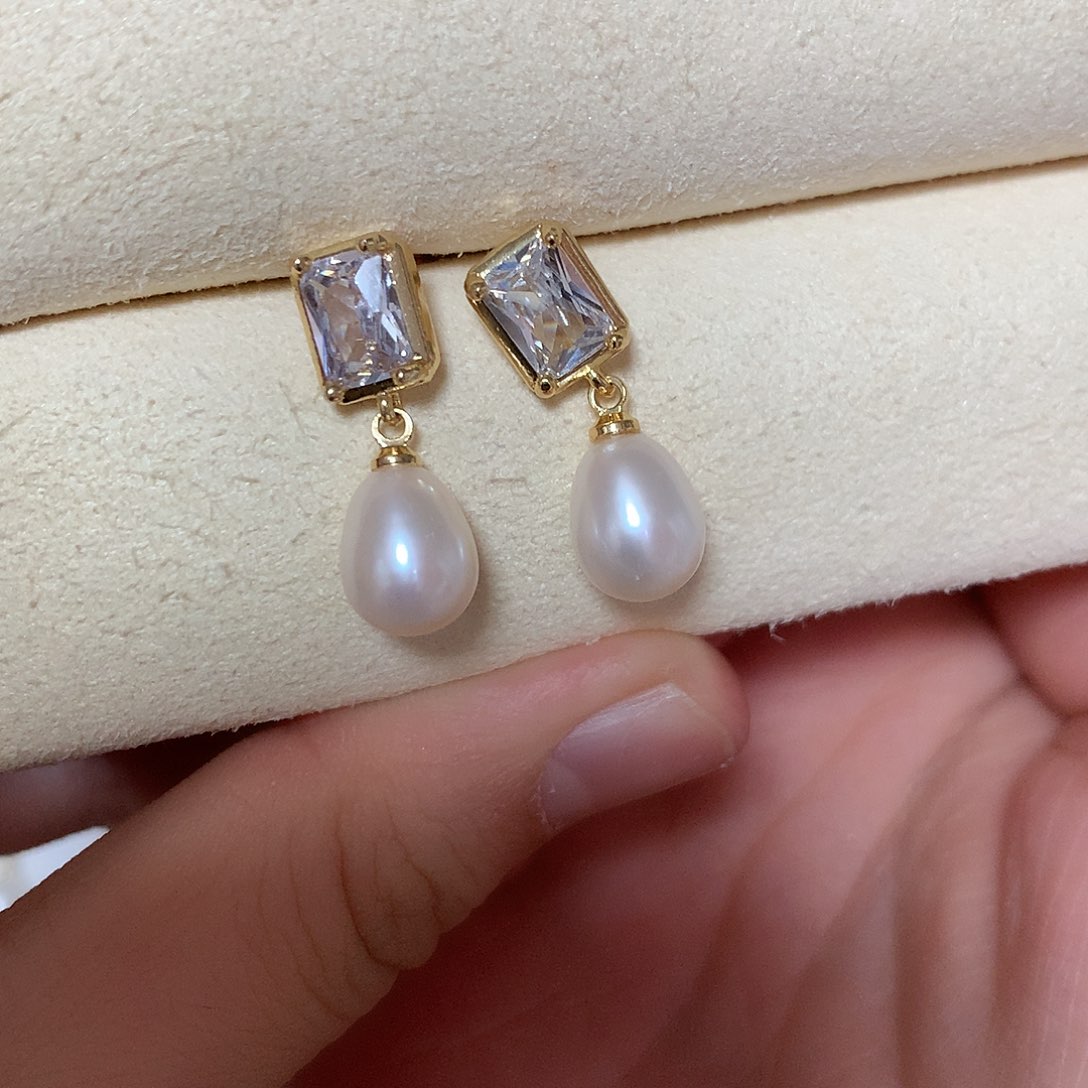 淡水珍珠耳饰合金