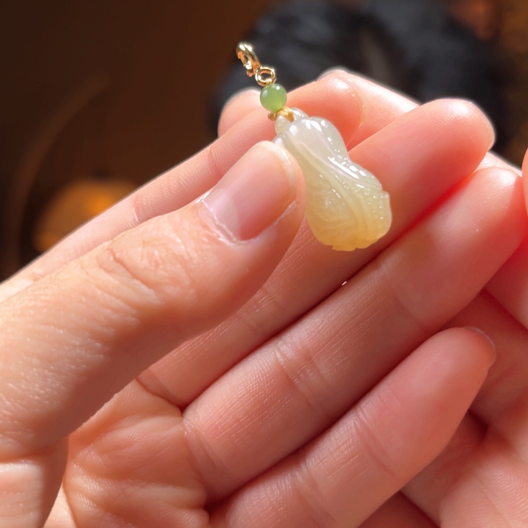 吊坠(不含链)未镶嵌和田玉新疆金山糖白白菜150