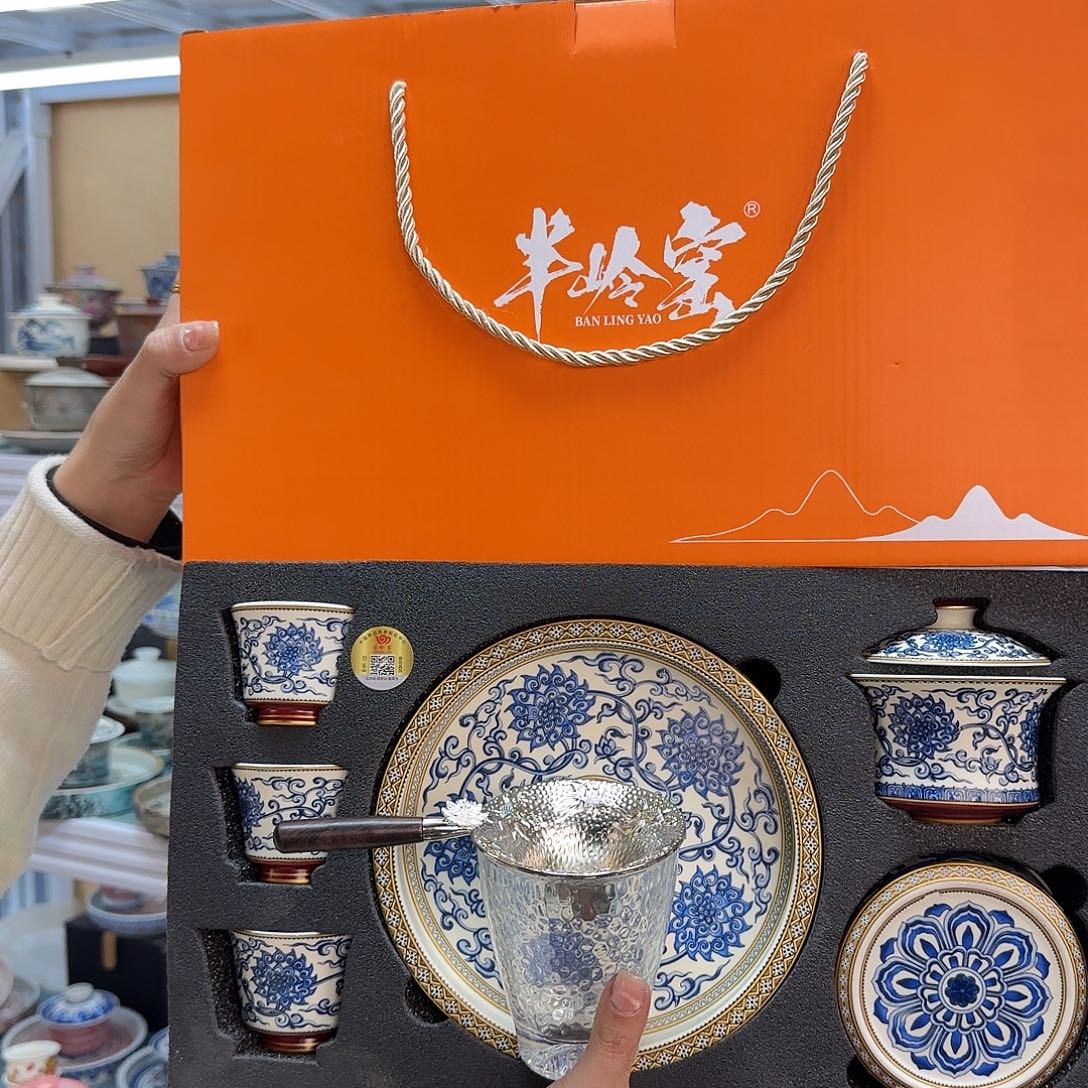 我们都在努力着改变自己