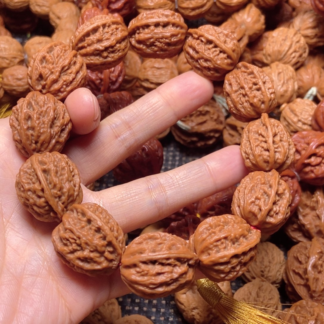 4***.手串桃核蚂蚁沟手串