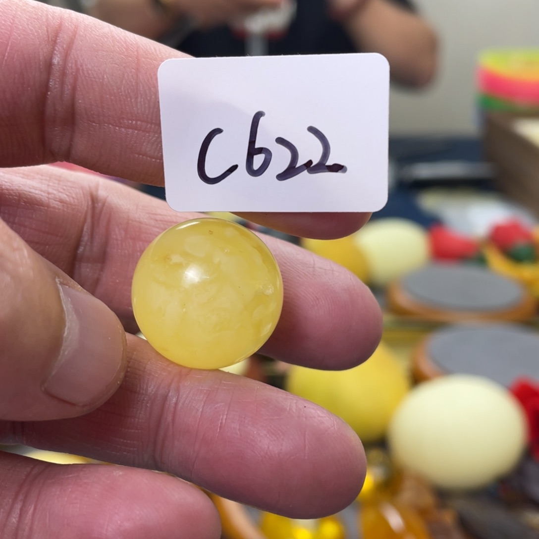 手链琥珀未镶嵌多样性发，发其中一件