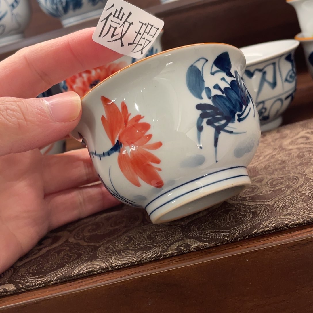 釉下手绘茶具微瑕