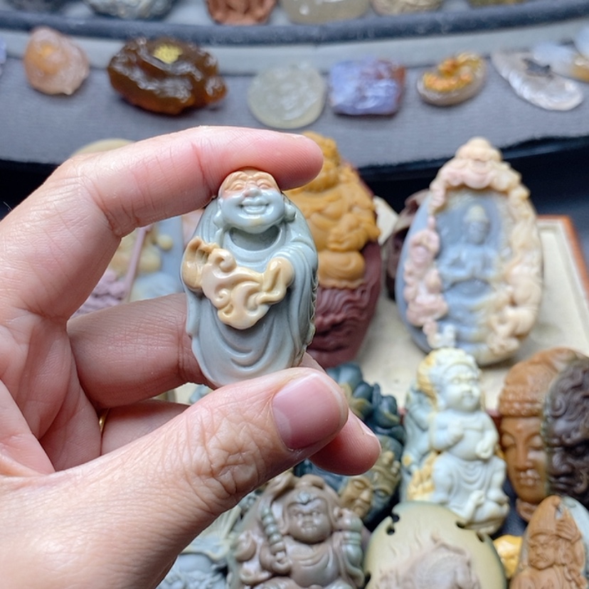 【闪购商品】定制石英质玉吊坠未镶嵌