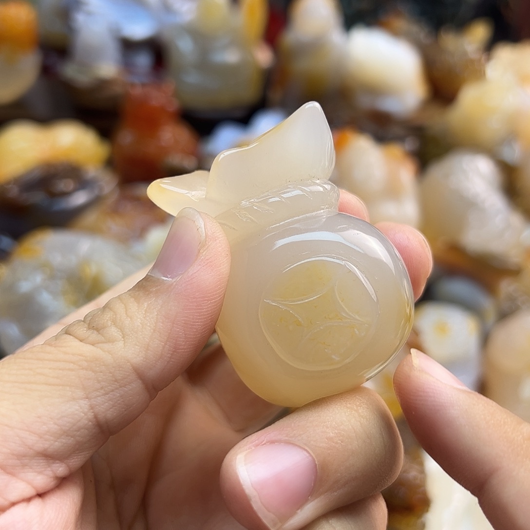 玛瑙/玉髓未镶嵌颈饰