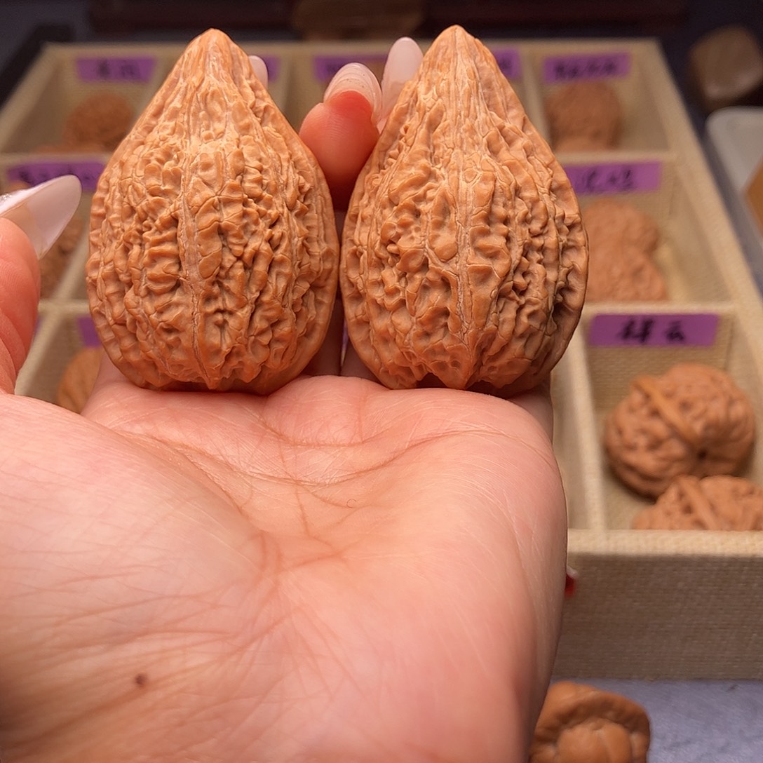 文玩核桃吊坠坐佛37