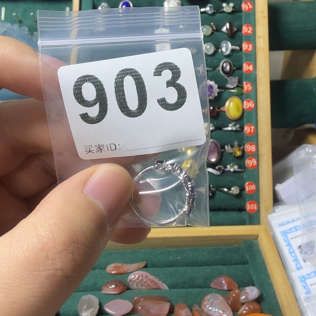 宜***戒指银S925镶嵌托帕石