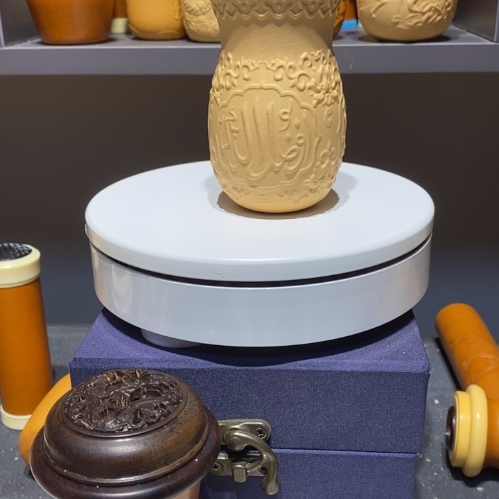 大叶紫檀（黑酸枝木类）