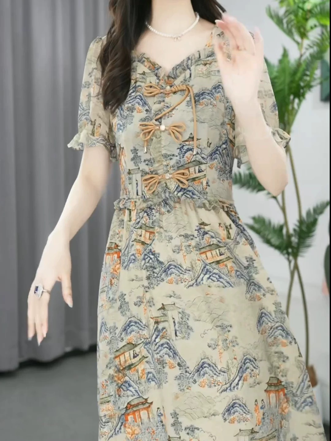 A0559桃心领收腰花色中长款显瘦时尚连衣裙