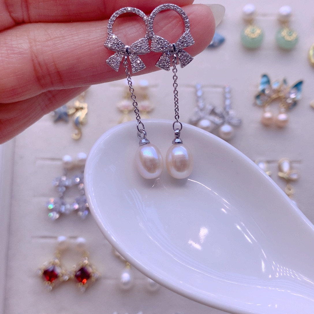 淡水珍珠耳饰合金