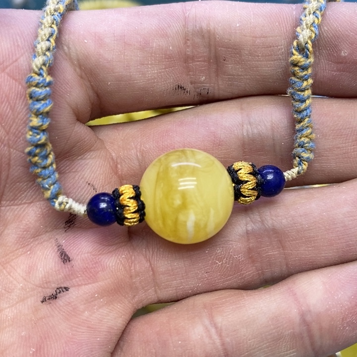 蜜蜡裸石未镶嵌珠