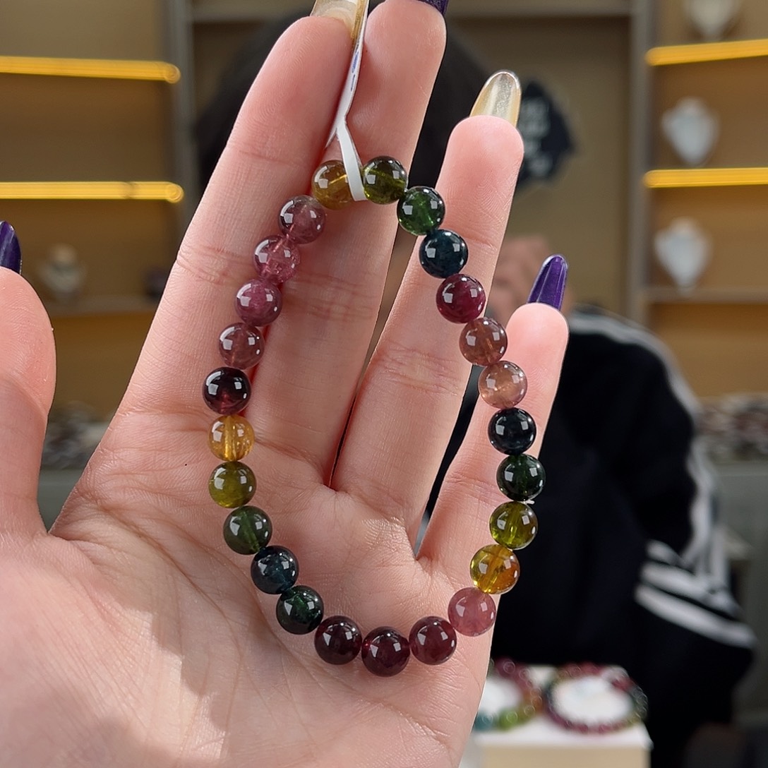 碧玺碧玺7mm（多样性发一件未镶嵌