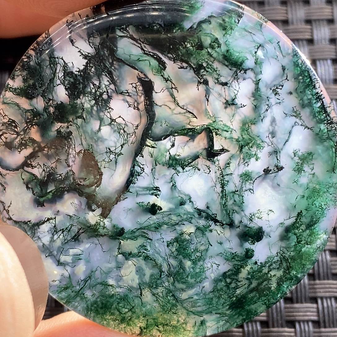 玛瑙/玉髓颈饰未镶嵌法*