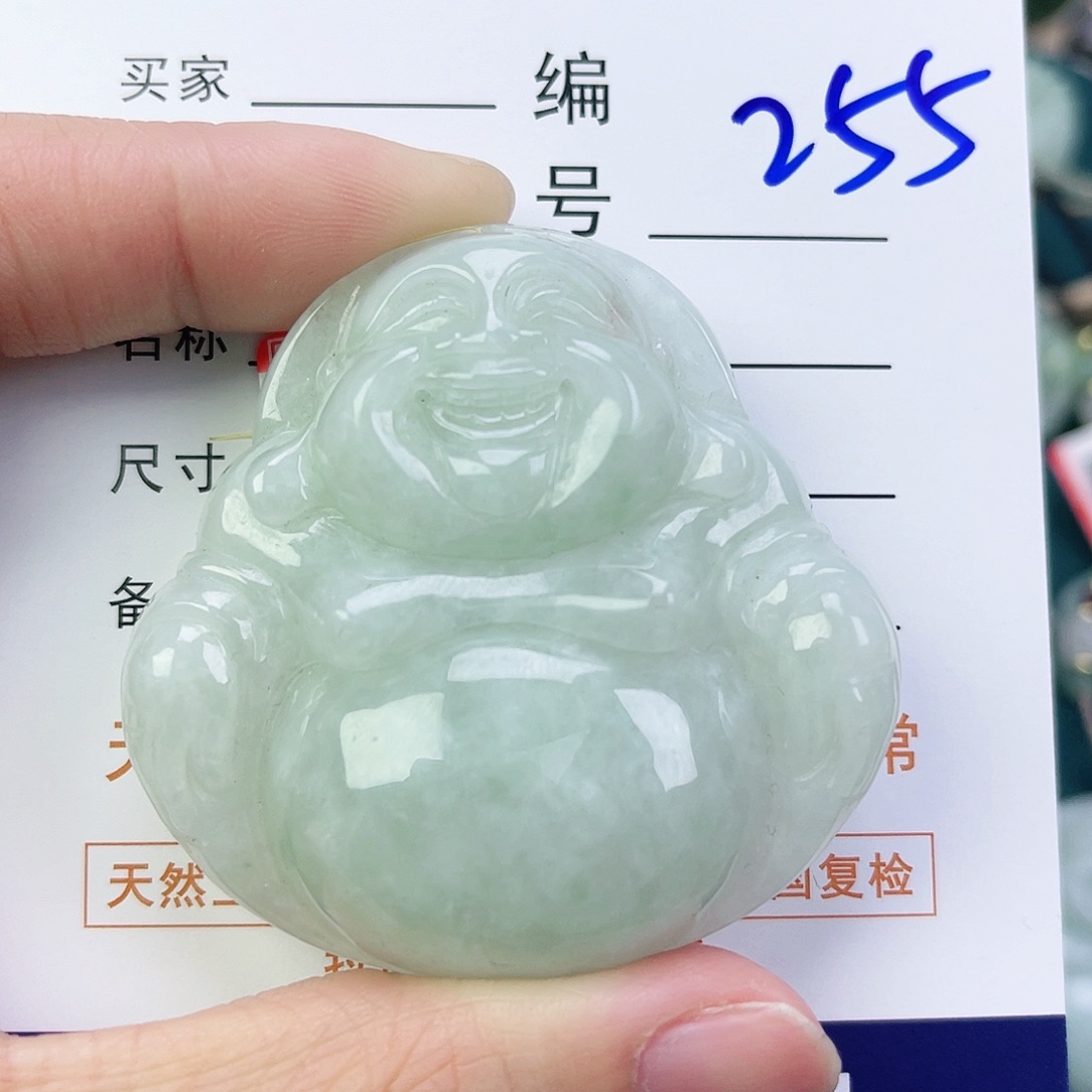 翡翠颈饰未镶嵌佛公