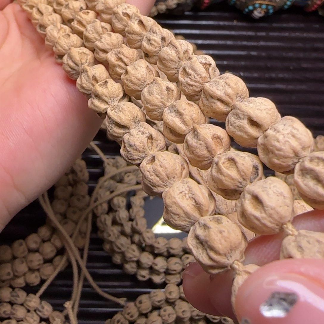 柏香籽/百香籽吊坠丽*