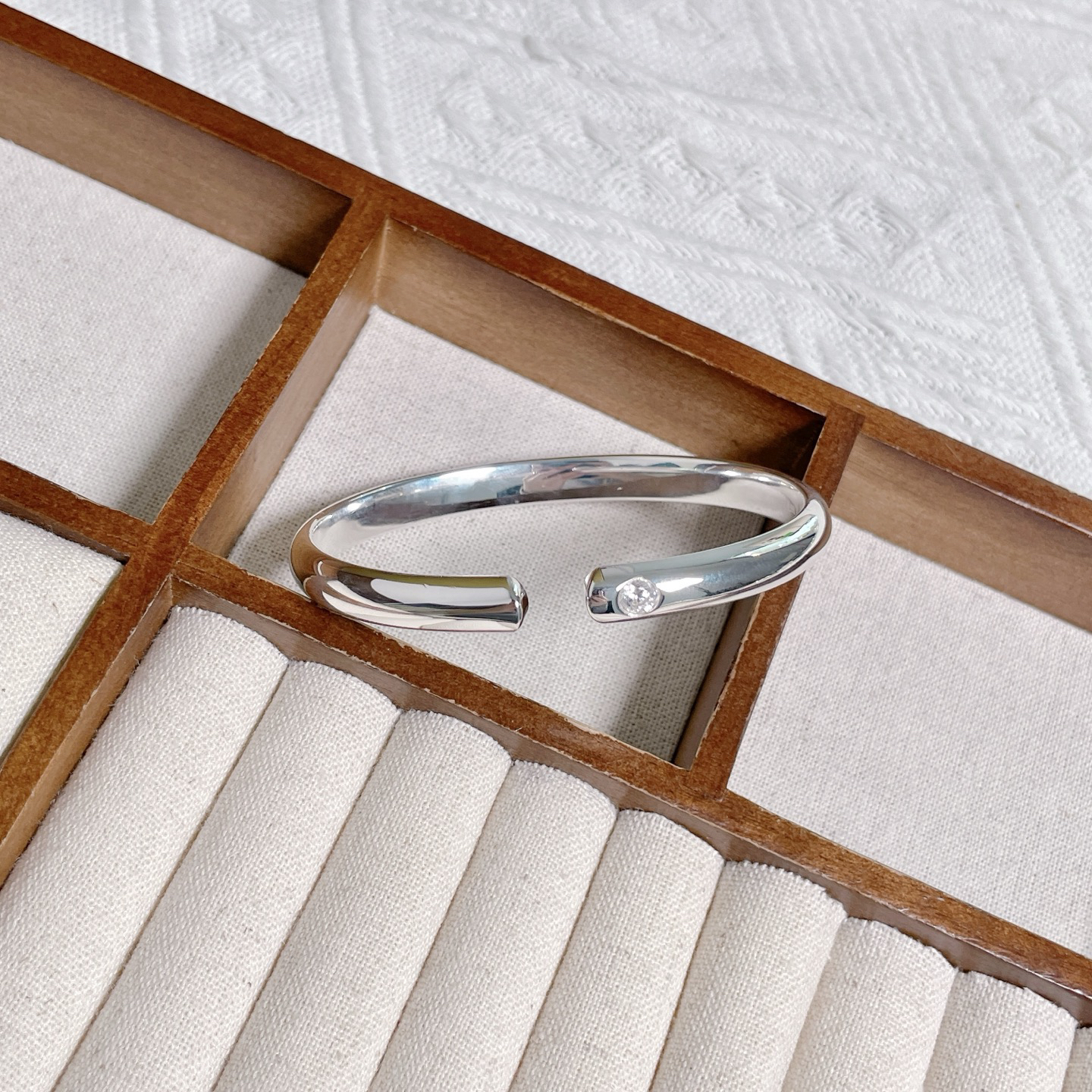 足银手镯 足银999.9镶钻锆石泥鳅背开口手镯经典时尚百搭简