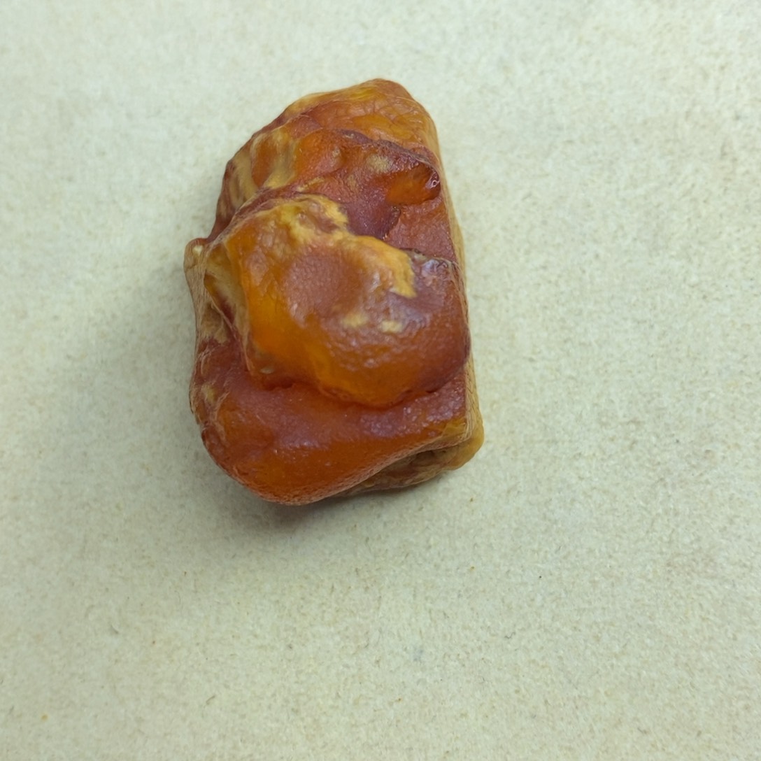 未镶嵌定制蜜蜡李**?梨