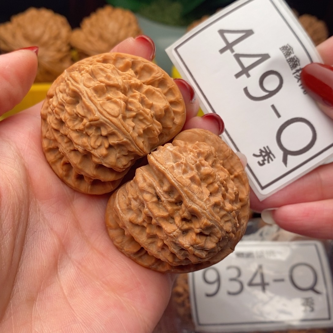 文玩核桃把件白狮子44