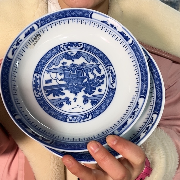 瓷片/////直径18.5厘米。2个。