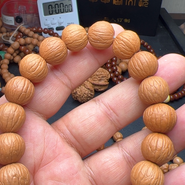 猴头核桃手串聚宝盆