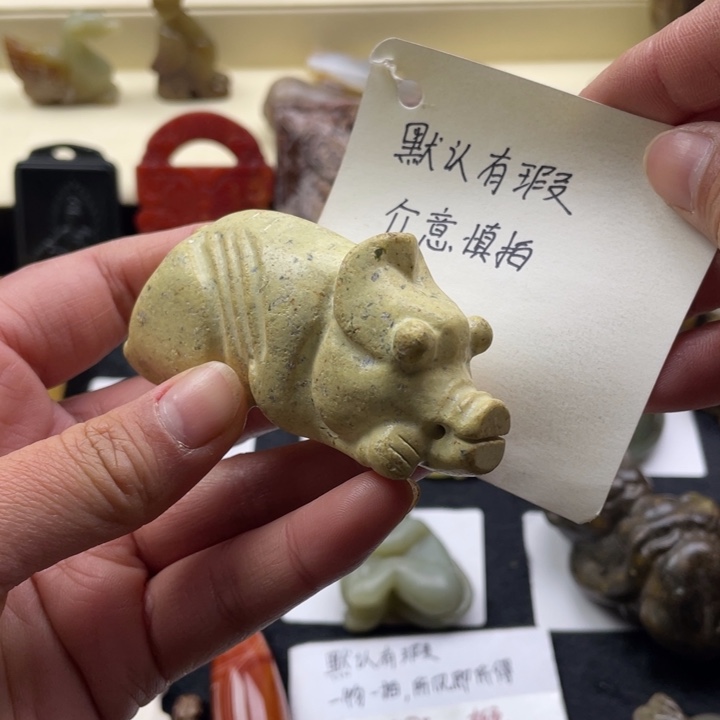 蛇纹石玉颈饰未镶嵌64