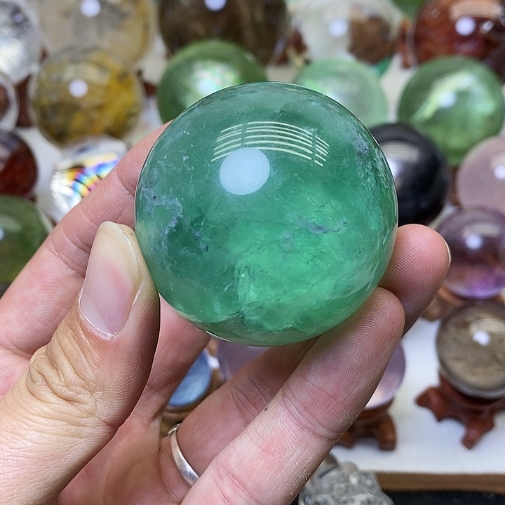 萤石绿色萤石球未镶嵌