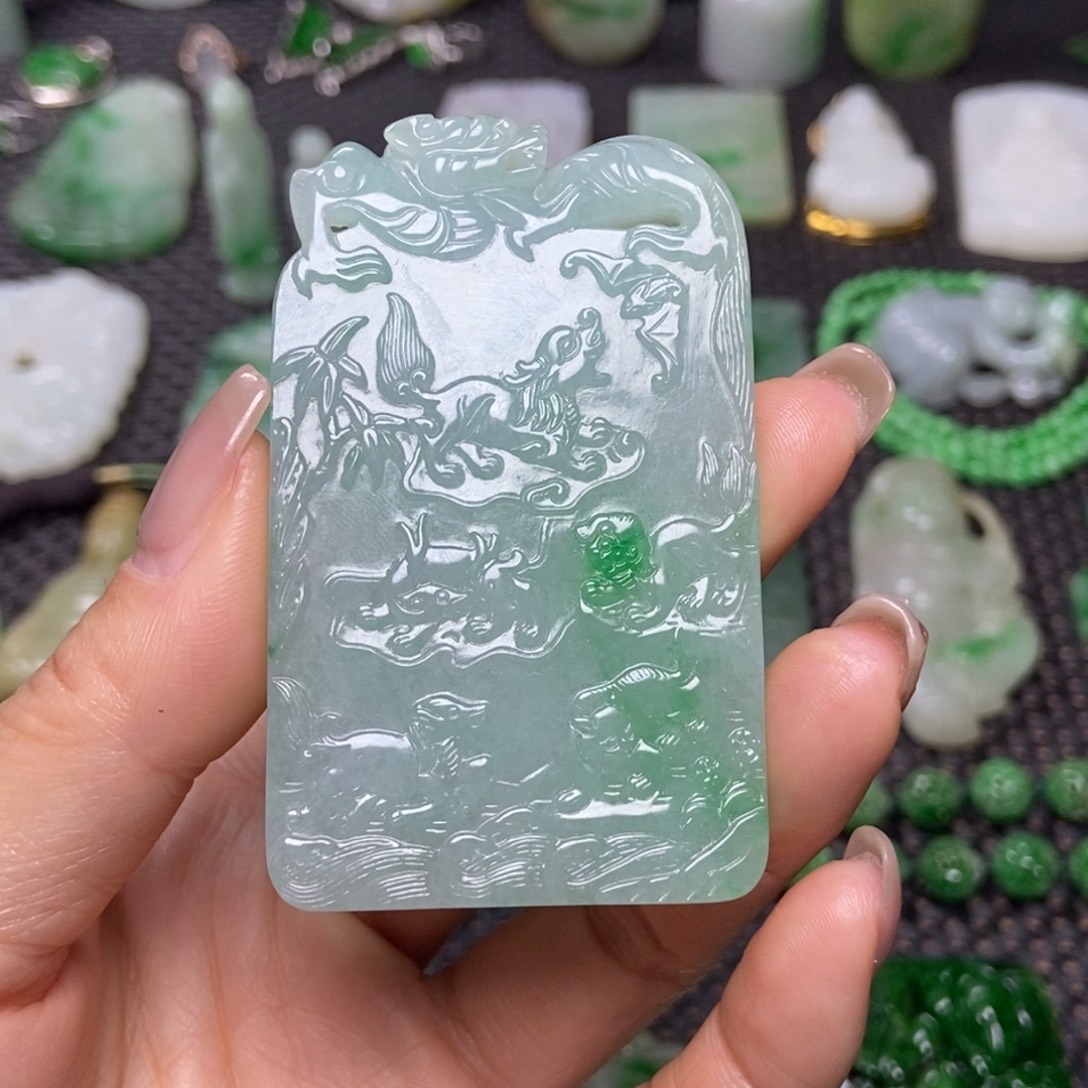 九***灵翡翠未镶嵌挂件清