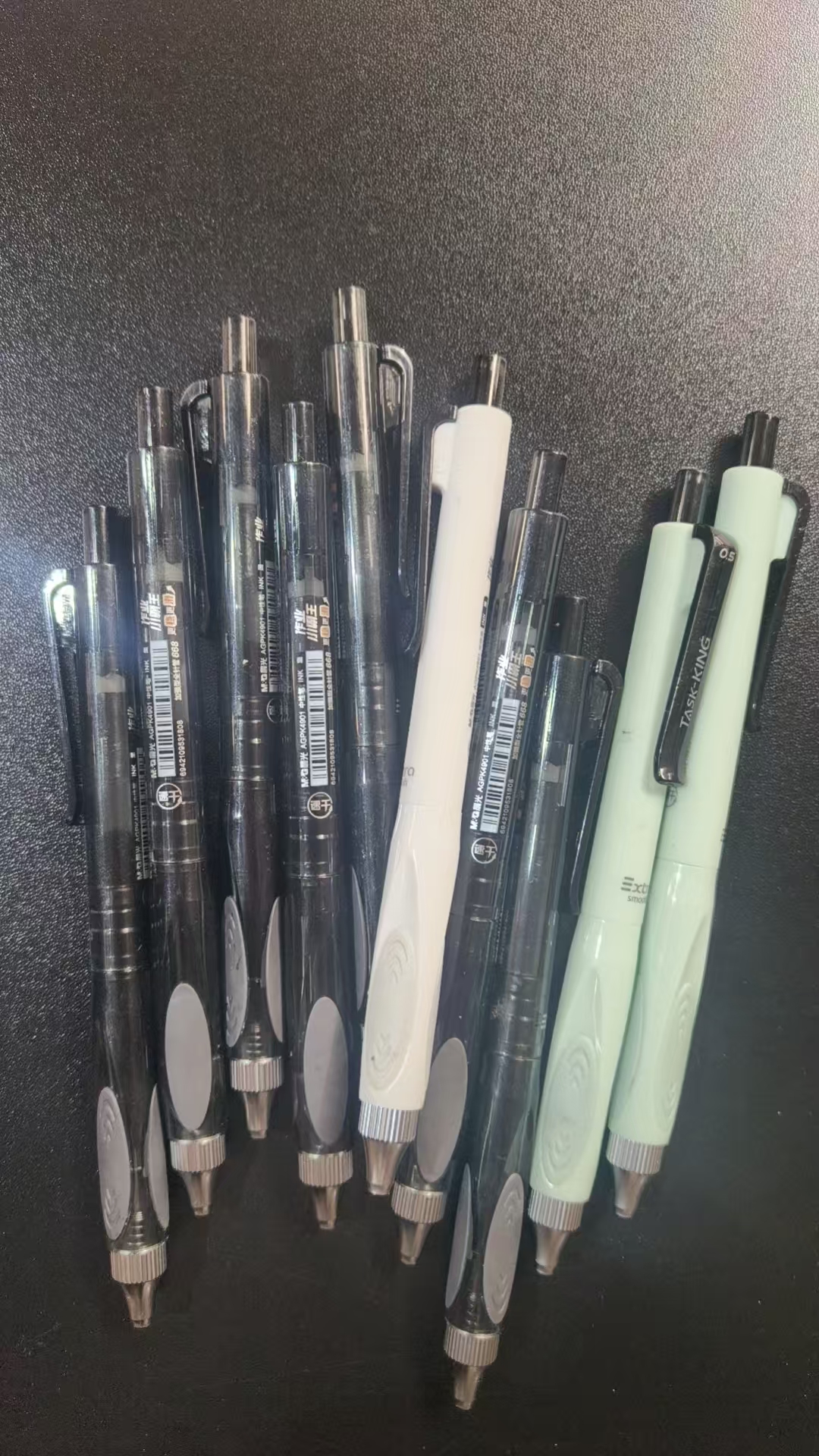 晨光作业小霸王10支颜色随机发无蜡封