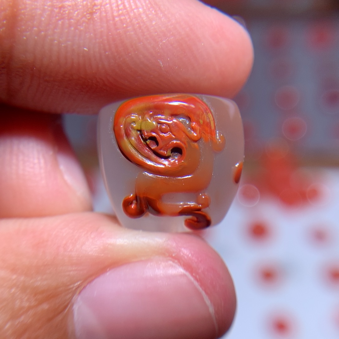 南红玛瑙包浆冰飘仿古龙背云13.7未镶嵌