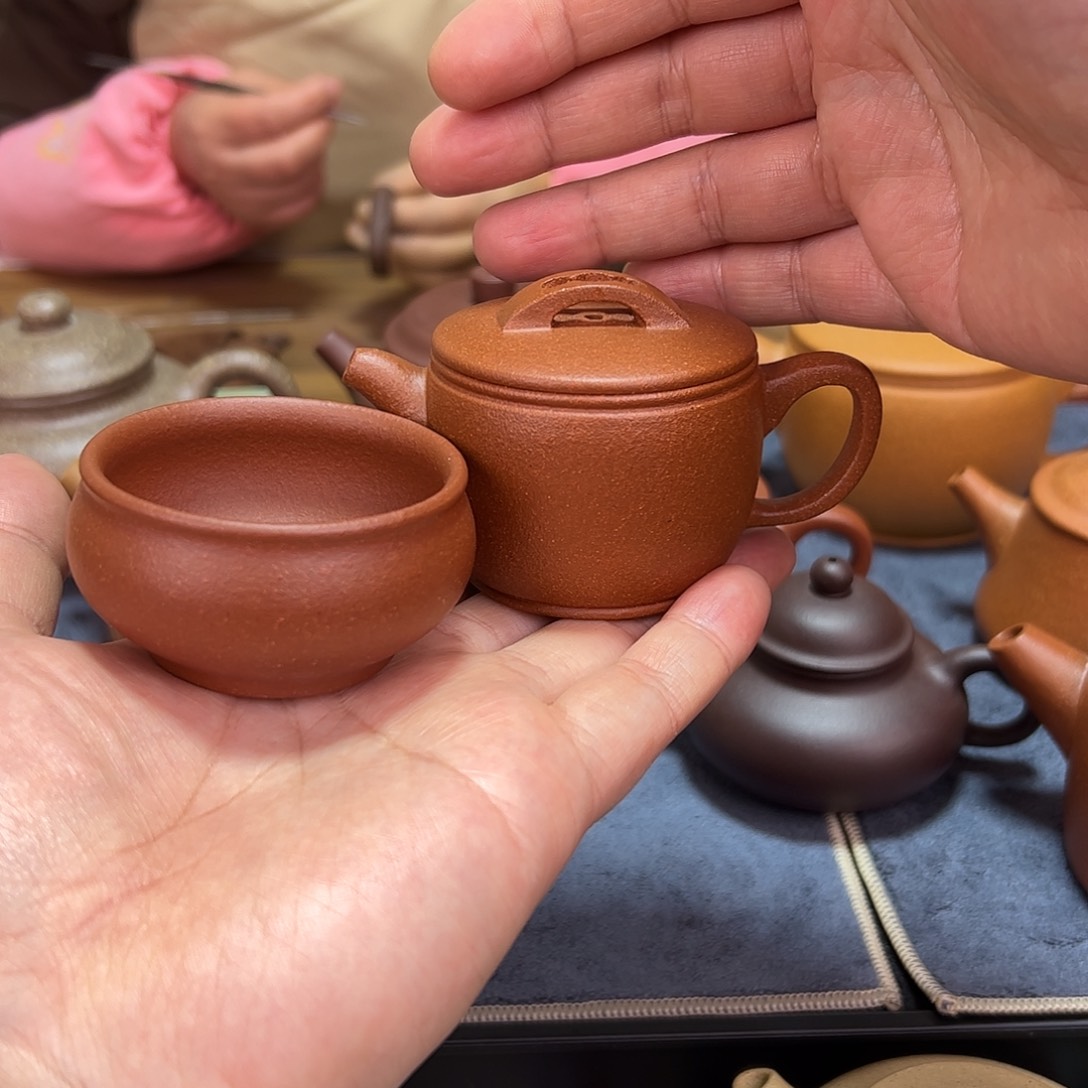 紫砂茶壶100毫升红降坡汉瓦