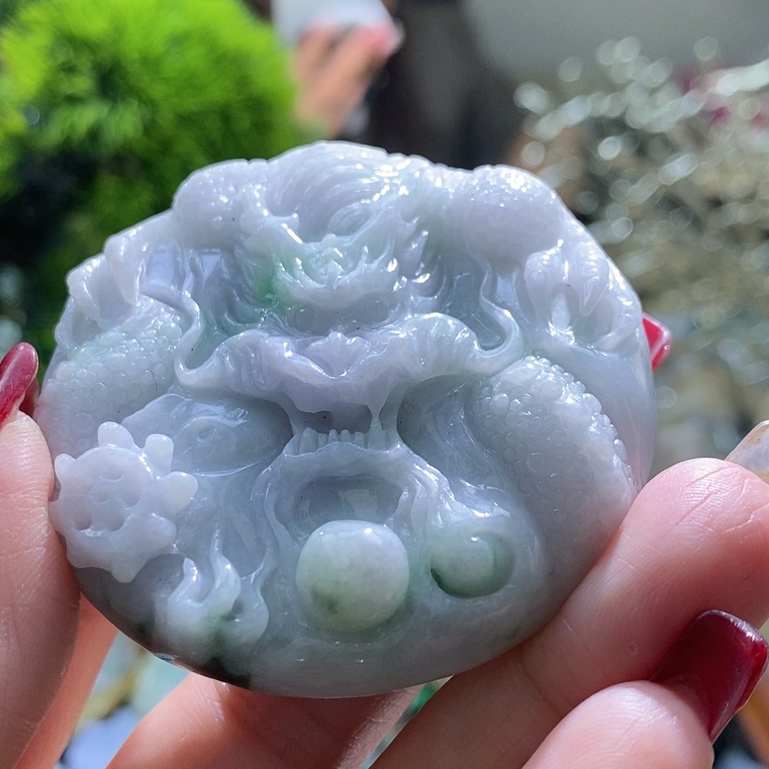 【闪购商品】翡翠颈饰未镶嵌龙牌