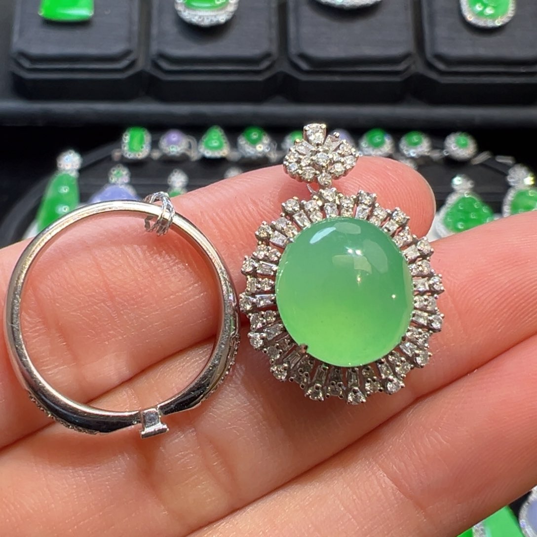 翡翠吊坠(不含链)18K金镶嵌收到货48小时鉴赏期