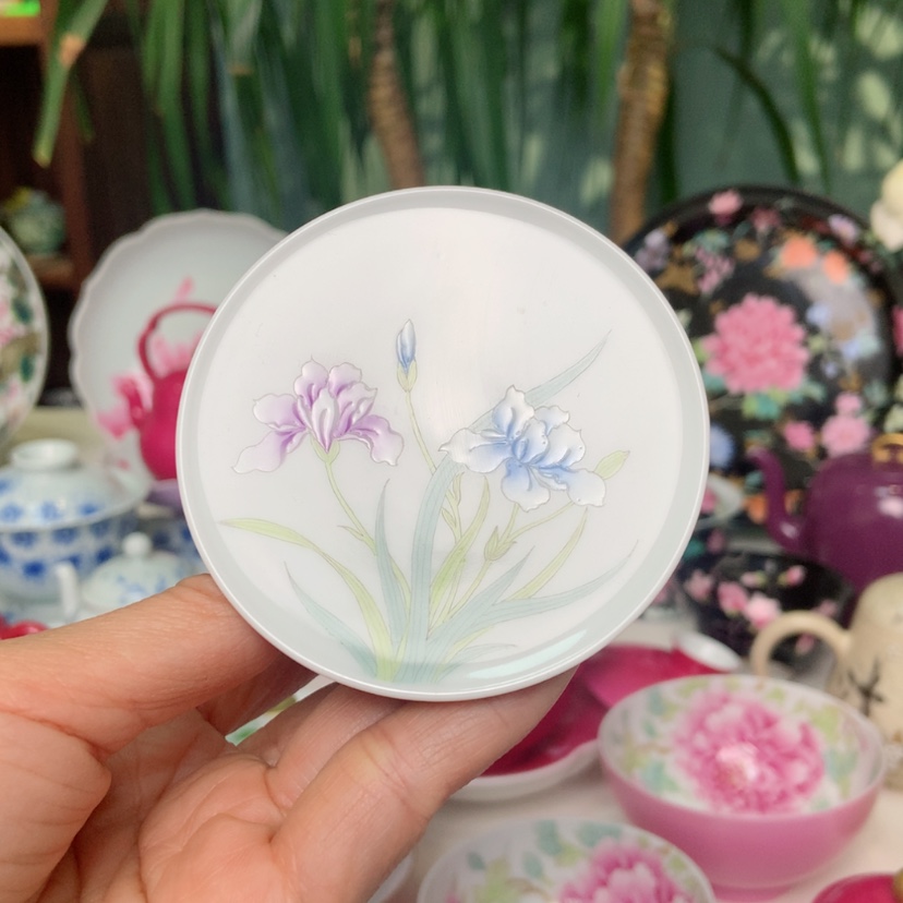 【闪购商品】鸢尾花盖置红豆青