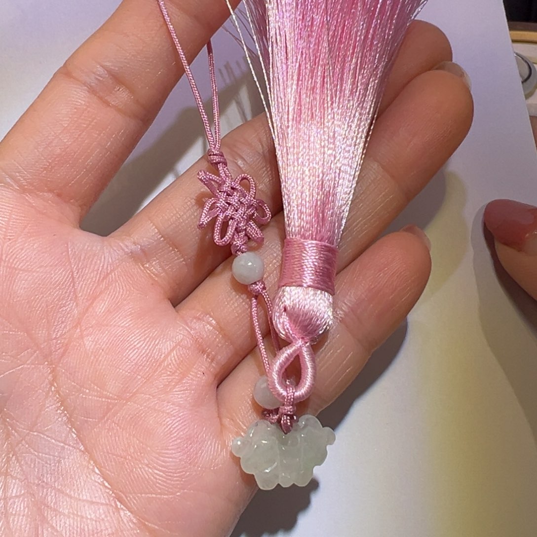 翡翠颈饰未镶嵌吊坠