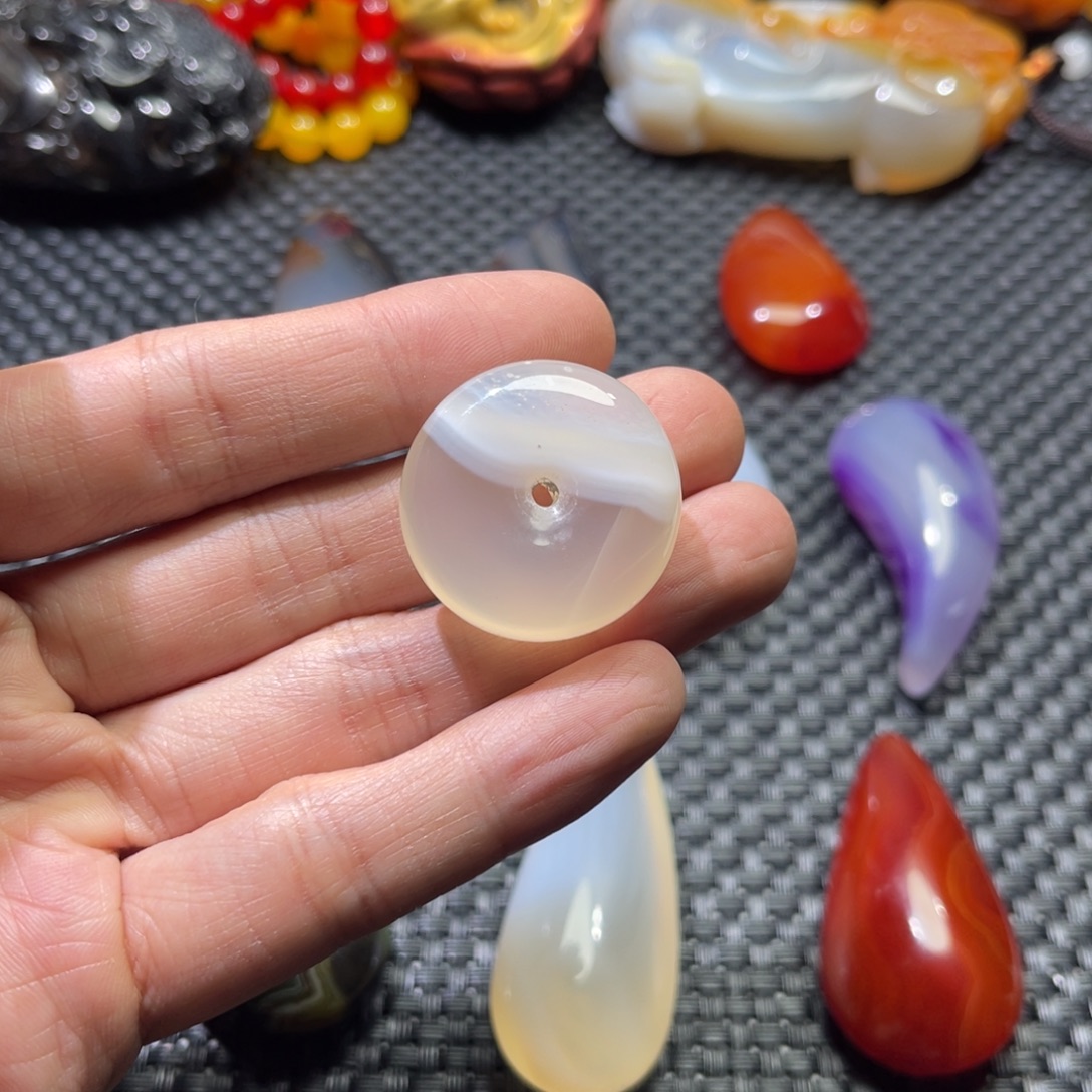 玛瑙/玉髓未镶嵌颈饰